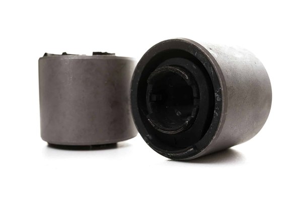 Comment fixer un silent bloc ?